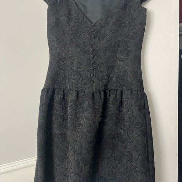 Beautiful black cocktail dress size 8 - Picture 2 of 4